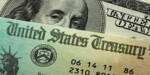 تذبذب عائدات السندات الأمريكية مع تباطؤ التوظيف وقوة الخدمات